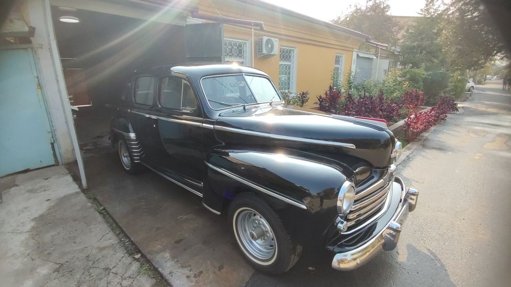 Ретро 1946 год выпуска Ford v8 Super DeLuxe единственный в Узбекистане
