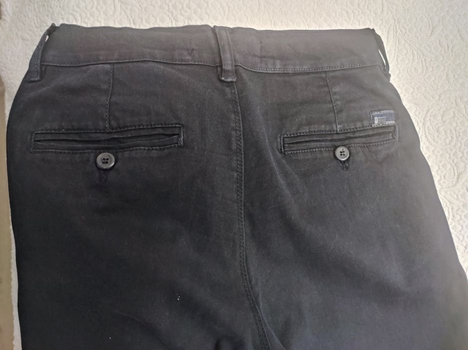 Продам джинсы на мальчика 13-15 лет