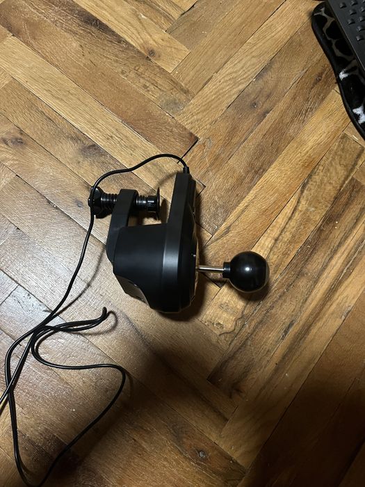 Продавам волан за PS4/XBOX SuperDrive 270градуса