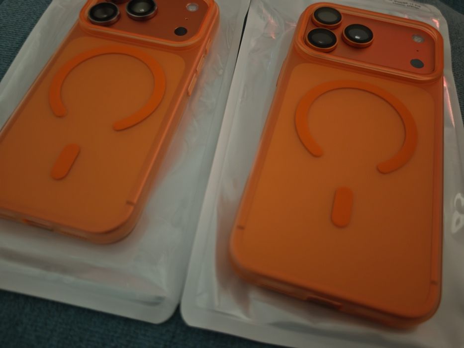 IPhone 17 Pro,iPhone 17 Pro Max  Magsafe Go Orange кейс