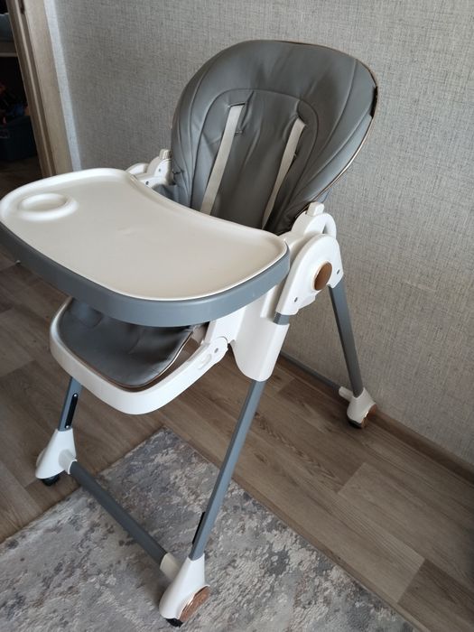 Стульчик для кормления детский