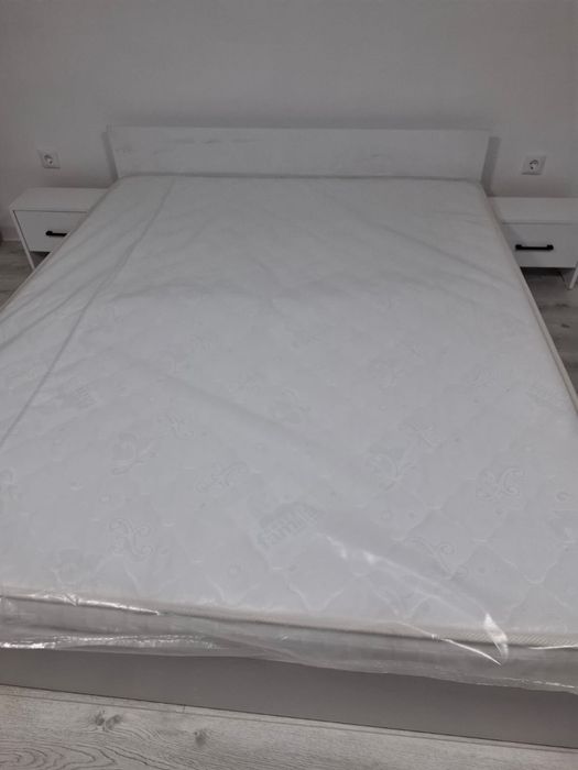 Vand dormitor 160x200