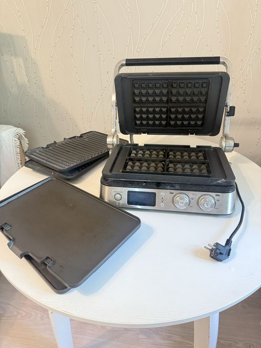 Грильница, вафельница Delonghi 3в1