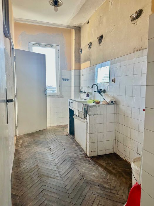 Четиристаен апартамент за продажба в Бургас