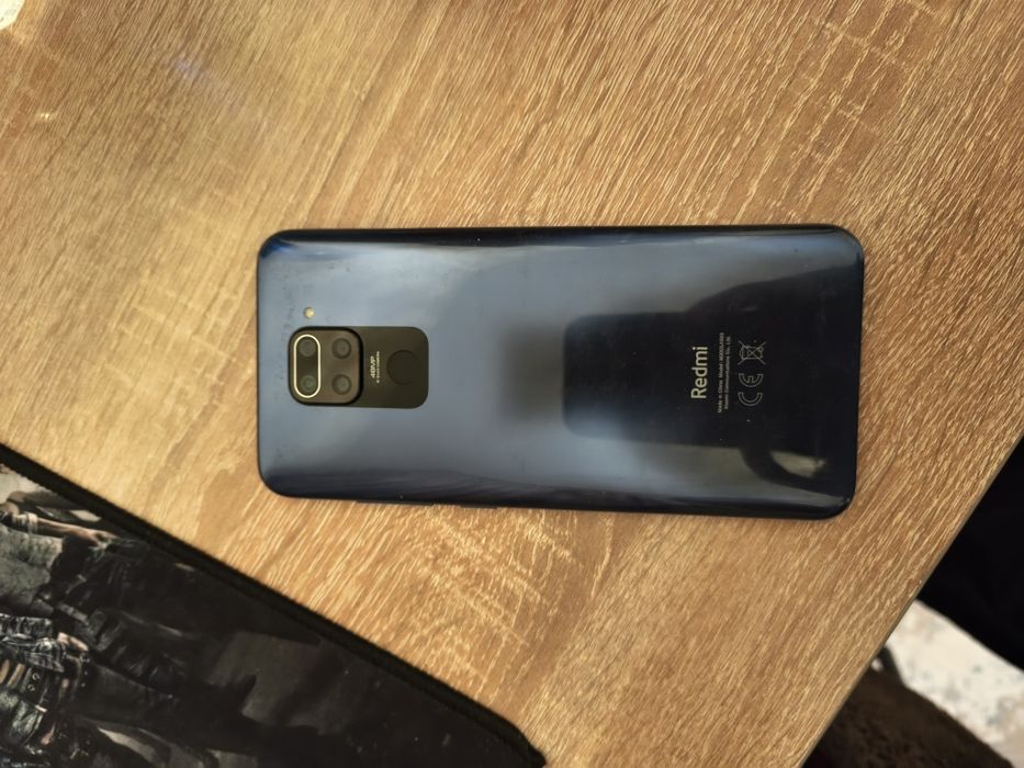 Продам xiaomi redmi note 9 128gb
