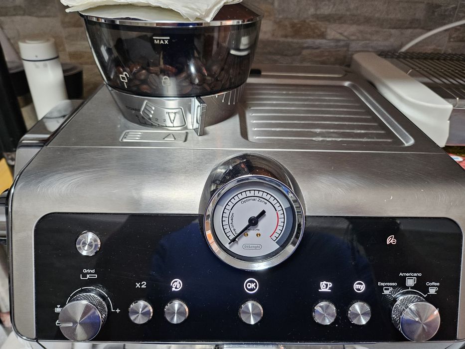 Aparat de cafea delonghi la specialista