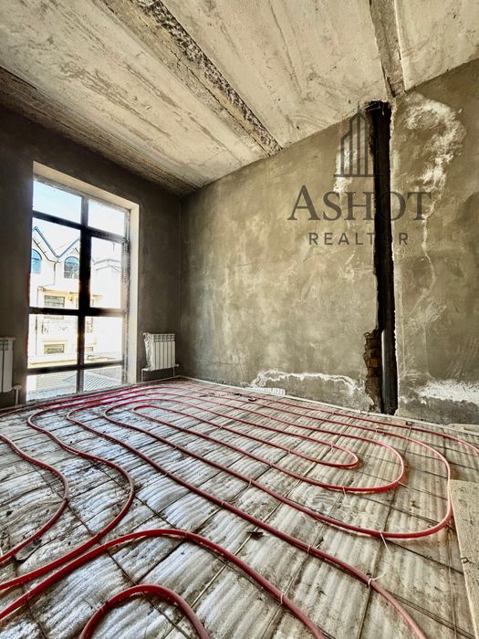 Срочно ‼️ Коттедж Эко базар 220м2 3 этажа дом