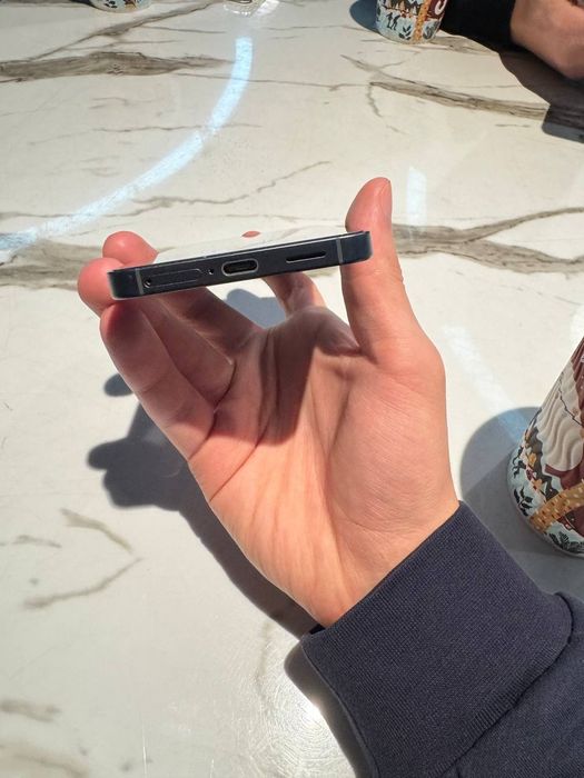 Samsung Galaxy S25 12/256GB