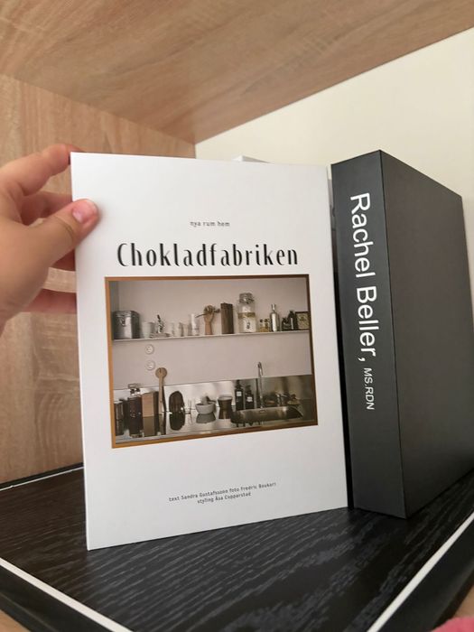 Продам декоротивные книги
