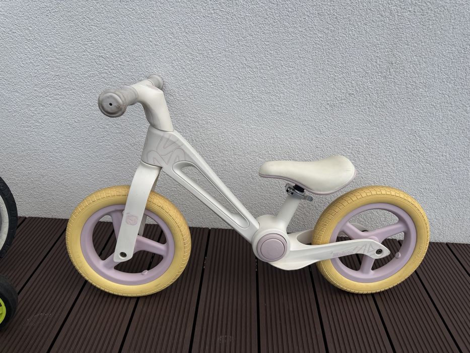 Bicicleta de echilibru