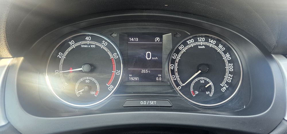 Vând skoda rapid 2019