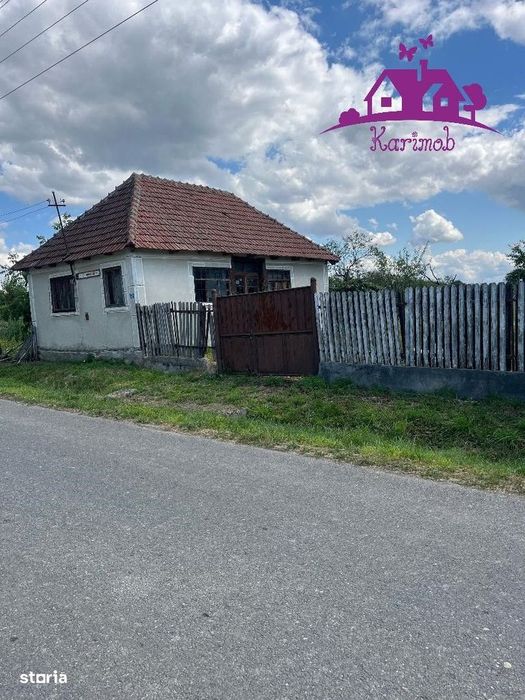 Casa in localitatea Carandeni