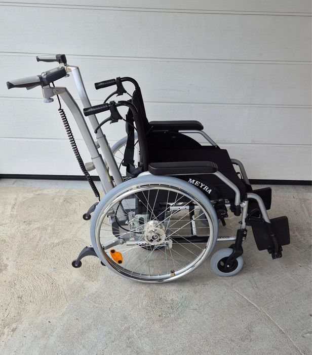 Scaun cu rotile electric