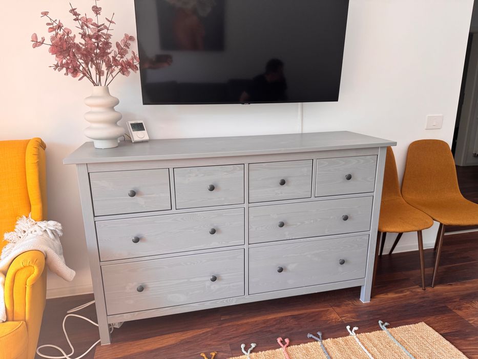 Comoda Hemnes Ikea lemn masiv