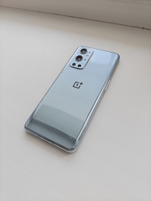 OnePlus 9 PRO + OnePlus Buds 2 PRO