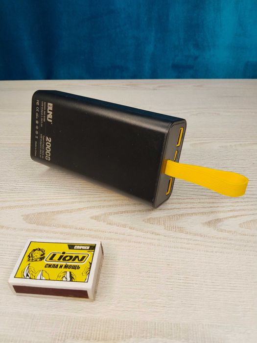 Продам power-банк на 10.000 mAh