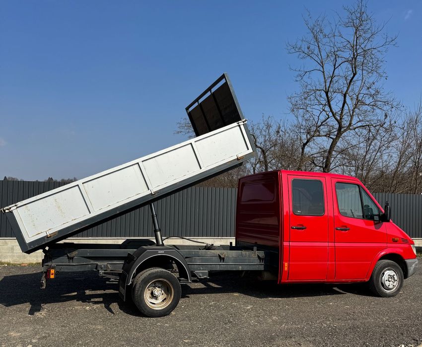 Mercedes-Benz Sprinter Mercedes-Benz Sprinter 413 CDI – 6 locuri – Benă 3.4m – an 2005