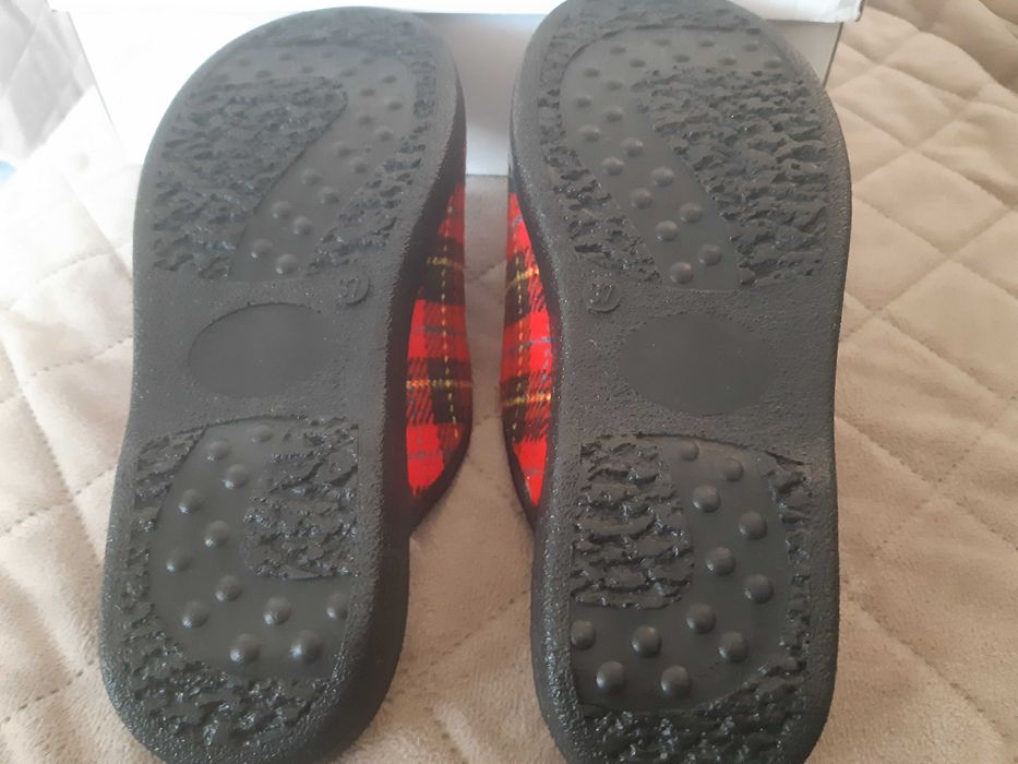 Papuci dama noi 37 lana naturala Merino