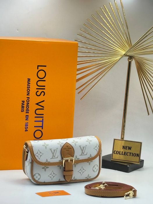 Стилна дамска чанта