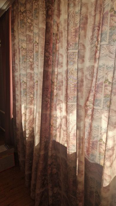 Продам  хорошие шторы