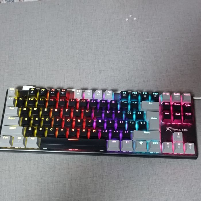 Продам клавиатуру X-STRIKE ME
