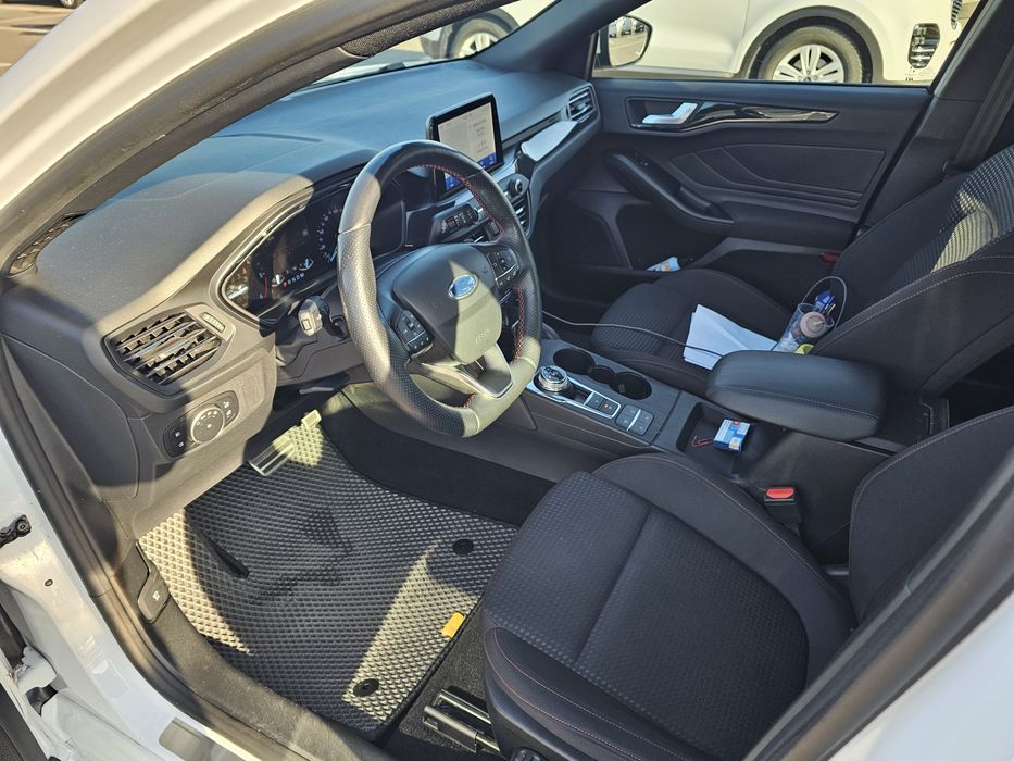 Vand Ford Focus Mk4 ST LINE