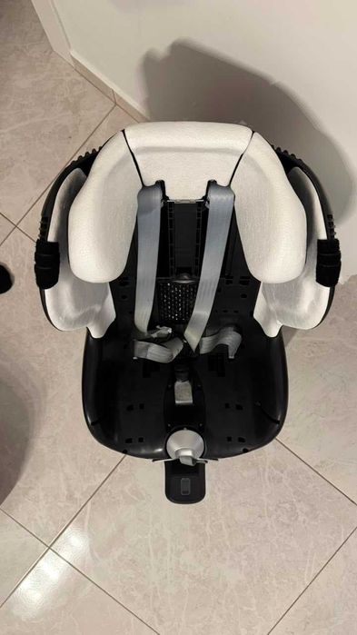 Cybex Sirona Zi+ Platinum – Scaun auto rotativ, stare excelentă