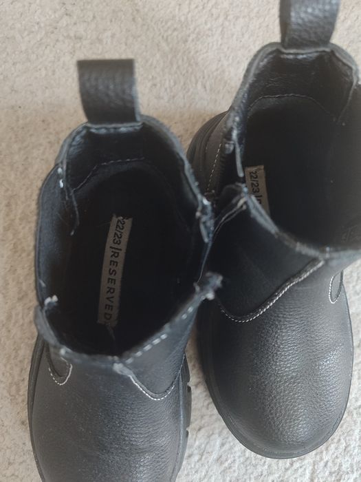 Боти 22 номер черно