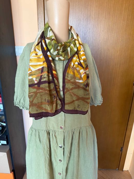 Ленена рокля в маслинено зелен цвят Zara, размер M/L