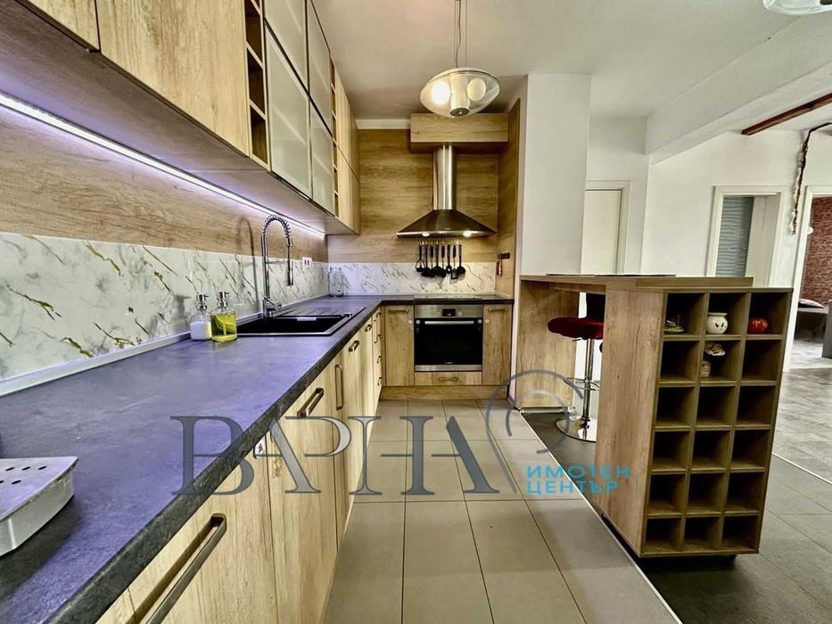 ПРОСТОРЕН АПАРТАМЕНТ! Двустайно жилище - кв. Левски!