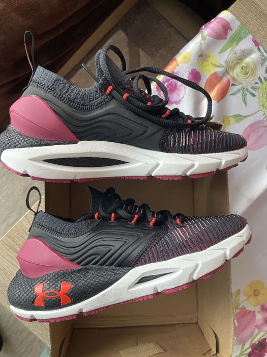Маратонки Under Armour Phantom EUR36.5