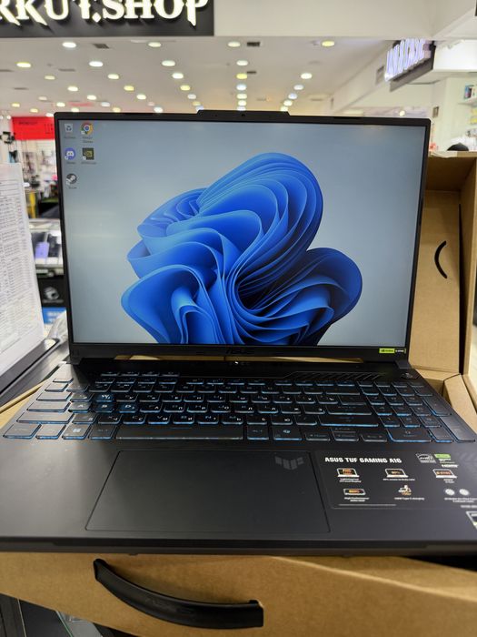 Asus Tuf A16 Gaming 16/512 R7 RTX4050