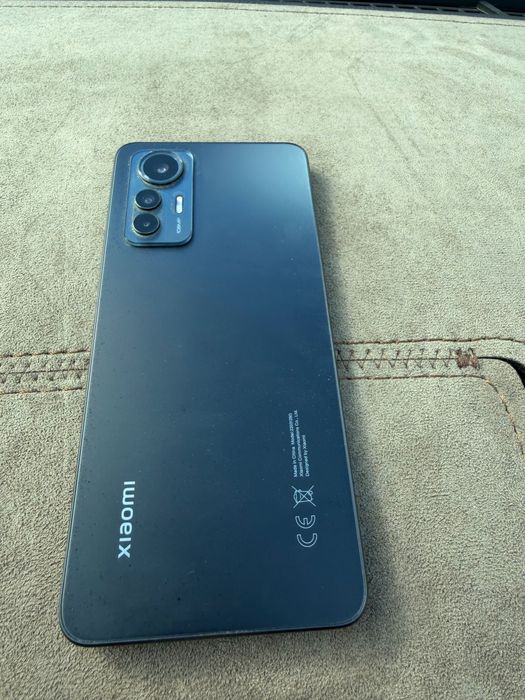 Продам телефон Xiome 12 lite