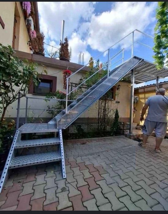 Scări ximcate galvanizate