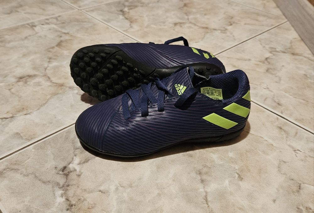 Футболни обувки стоножки ADIDAS Nemeziz Messi Лилаво