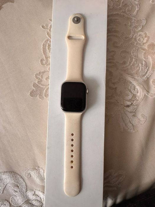 Продам Apple Watch 7 series 41mm.