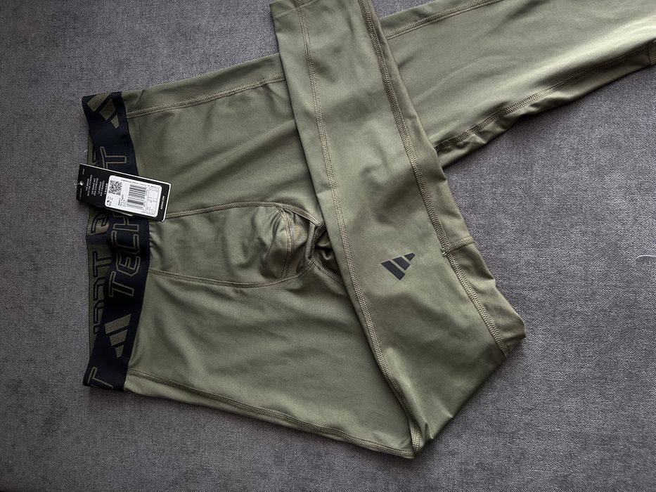 Мъжки спортен клин  adidas techfit