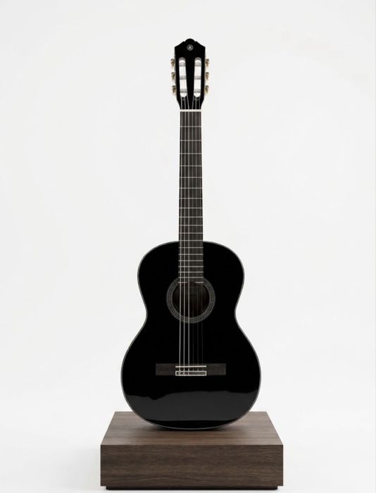 Yamaha c40 Black