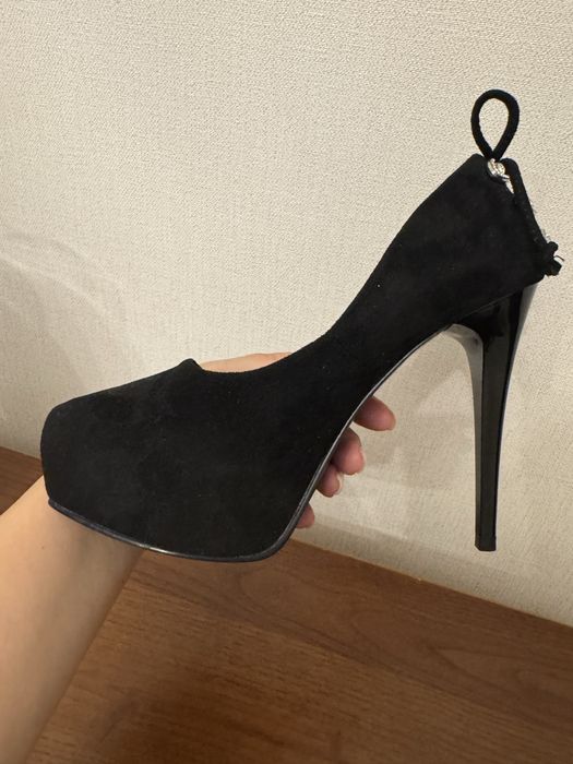 Обалдкнные  элегантные туфли! Почти новые!