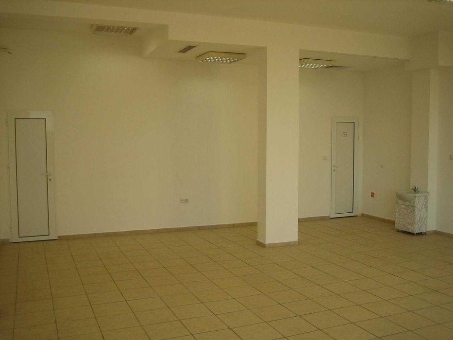 Дава се под наем Офис в Варна, Владислав Варненчик - 100 кв.м за 1019.49 € - Снимка #8