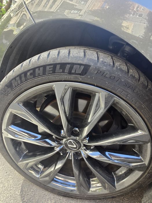 Продаётся, Lexus IS350  можно в рассрочку.