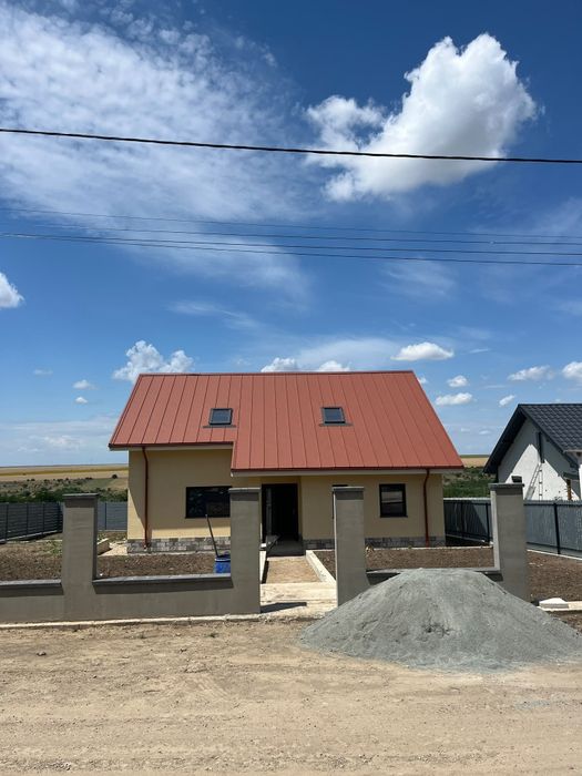 Casa cu mansarda