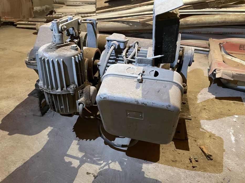 Электро лебедка  630 кг