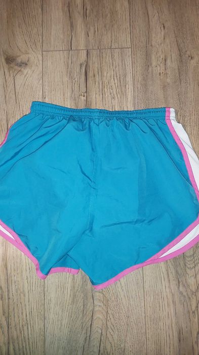 Nike дамски къси гащи - Размер XS