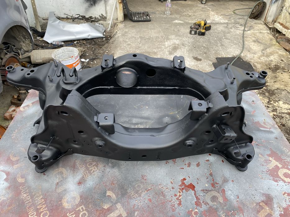 Заден мост нисан кашкай 2008г като нов