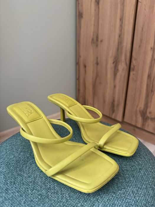 Продам туфли женские