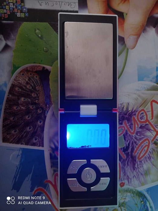 Чисто нова дискретна везничка