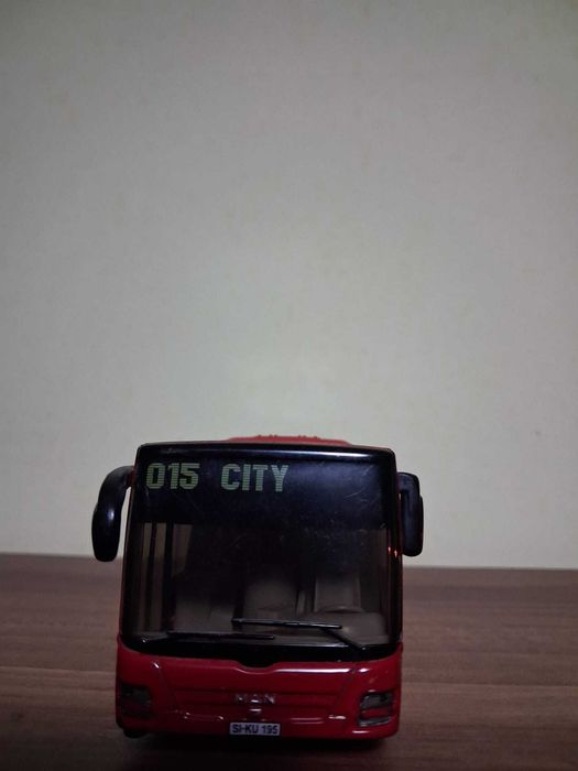 Vând macheta Autobuz Man
