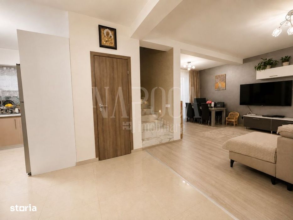 Casa 4 camere de vanzare in Floresti
