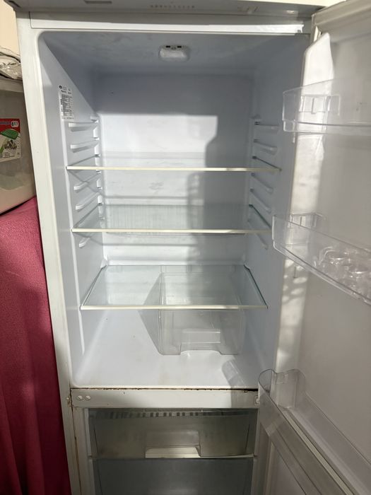 Холодильник бирюса